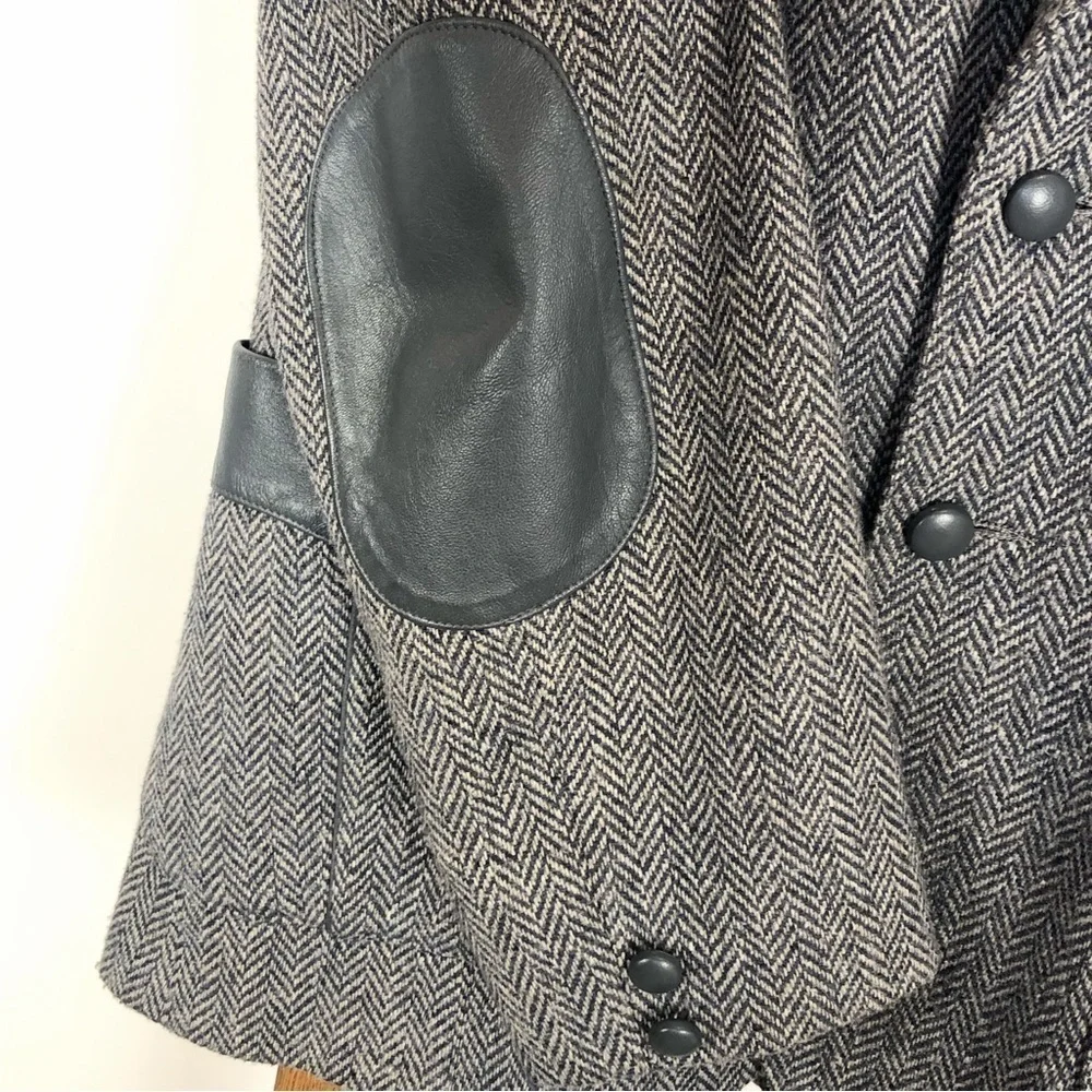 VINTAGE grey herringbone sports jacket leather elbow patches single breasted 44